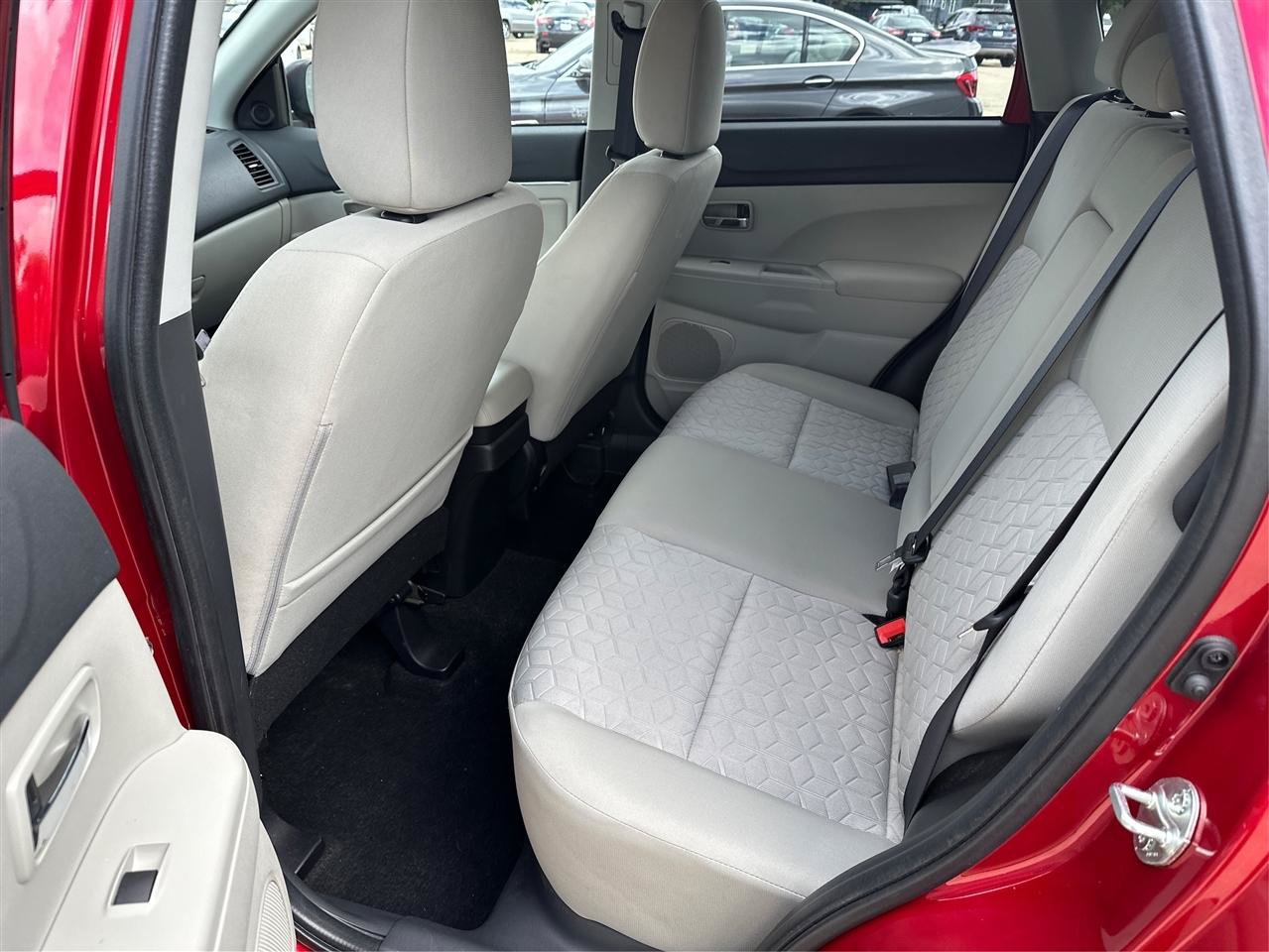Used 2021 Mitsubishi Outlander Sport ES FWD image 10