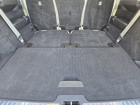 Used 2025 Volvo XC90 T8 Ultra w/ Protection Package Premier image 34