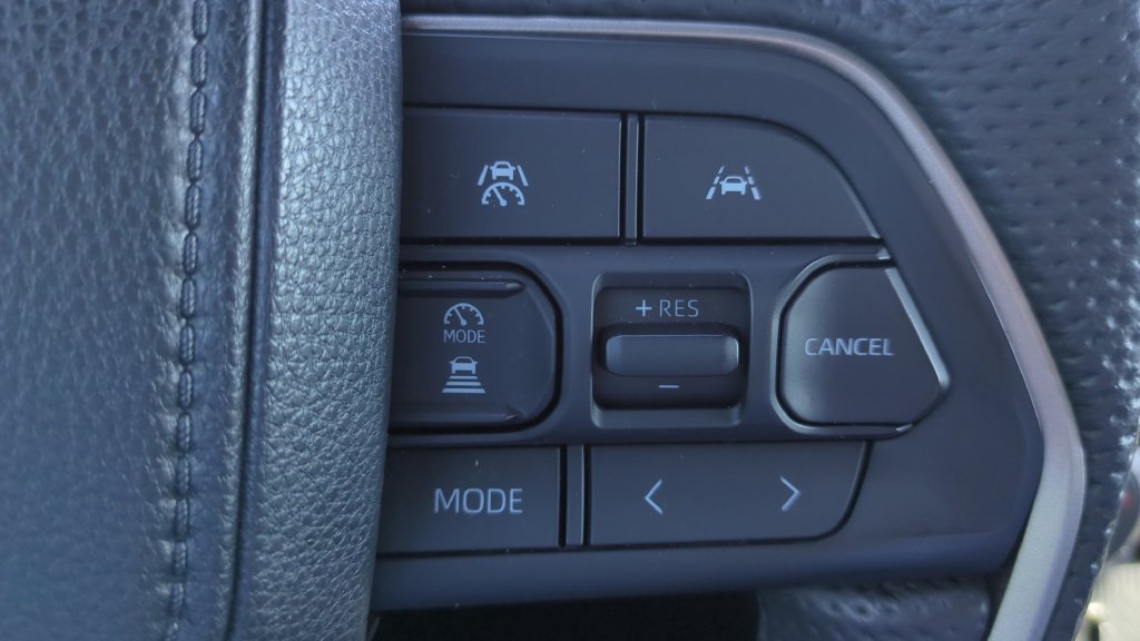 Used 2024 Toyota Tacoma SR5 w/ SR5 Upgrade Package RWD image 23
