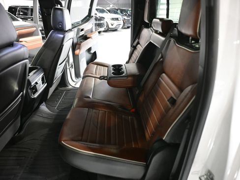 Used 2025 GMC Sierra 1500 Denali Ultimate AWD/4WD image 14