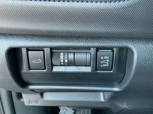 Certified 2025 Subaru Forester Premium AWD/4WD image 21