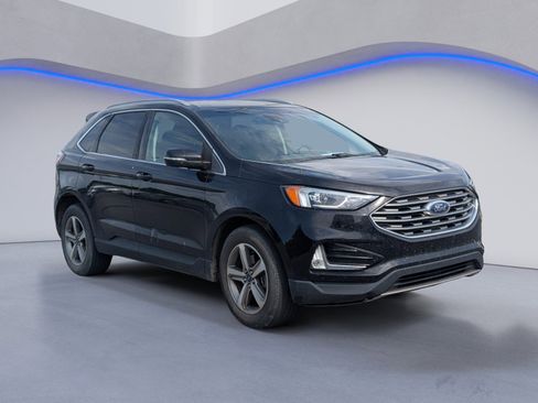 Used 2019 Ford Edge SEL w/ Equipment Group 201A FWD image 3