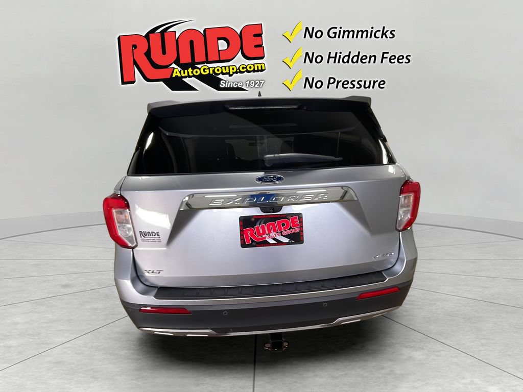 Used 2021 Ford Explorer XLT w/ Equipment Group 202A AWD/4WD image 5