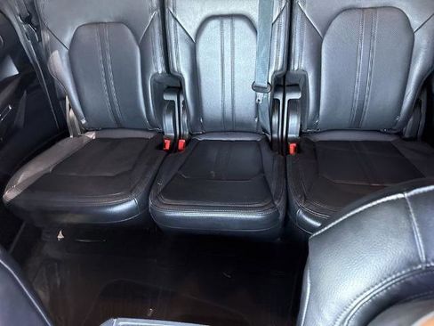 Used 2019 Ford Expedition Max Limited AWD/4WD image 13
