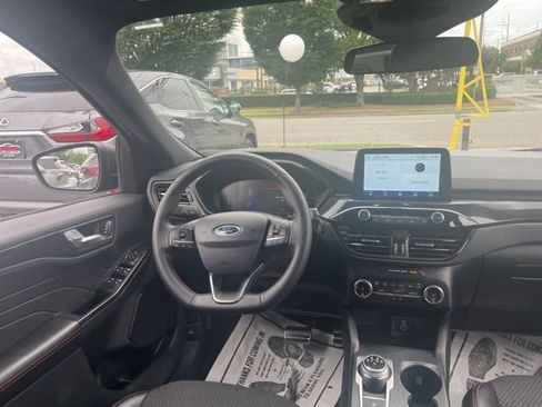 Used 2024 Ford Escape ST-Line FWD image 14