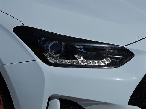 Used 2020 Hyundai Veloster Turbo Ultimate image 8