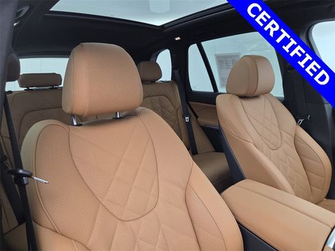 Certified 2025 BMW X5 xDrive50e w/ Parking Assistance Package image 19