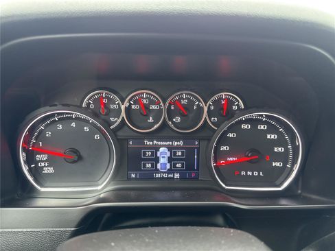 Used 2019 Chevrolet Silverado 1500 LT w/ All-Star Edition AWD/4WD image 15