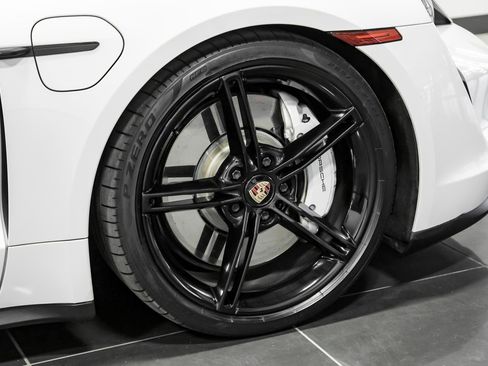 Used 2022 Porsche Taycan image 70