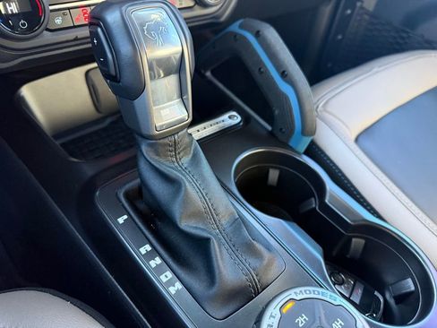 Used 2024 Ford Bronco Wildtrak image 22