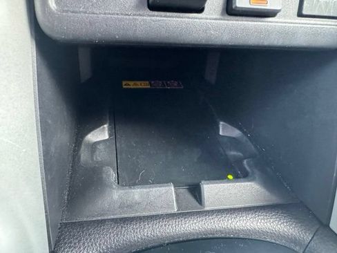 Used 2025 Toyota Corolla Cross XLE AWD/4WD image 28