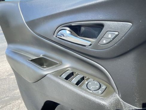 Certified 2023 Chevrolet Equinox LT image 23