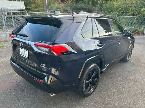 Used 2019 Toyota RAV4 XSE w/ XSE Weather Package AWD/4WD image 5