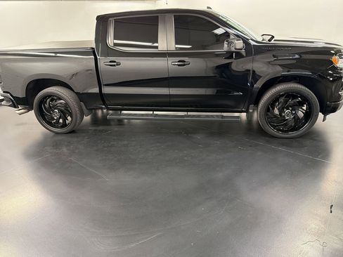 Used 2024 Chevrolet Silverado 1500 RST w/ Protection Package image 8