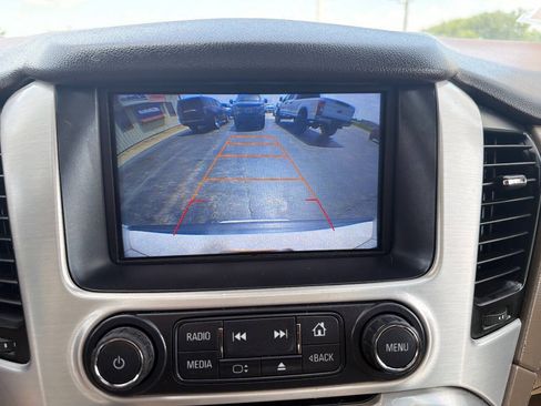 Used 2017 GMC Yukon SLT w/ Premium Edition AWD/4WD image 23