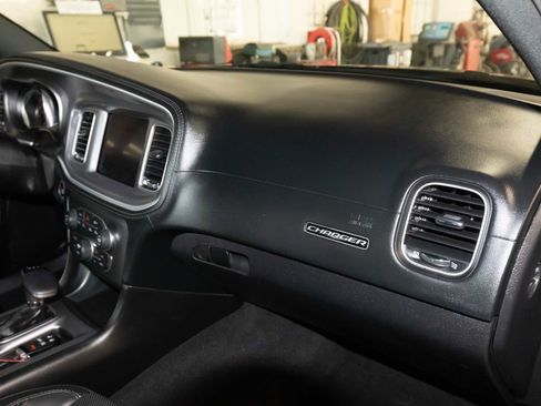 Used 2019 Dodge Charger SXT w/ Plus Group image 20