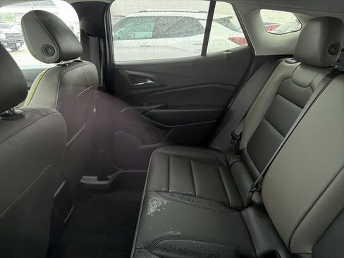 Certified 2025 Chevrolet Trax ACTIV image 8