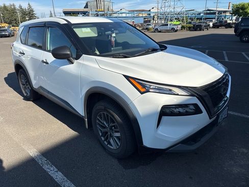 Used 2022 Nissan Rogue S AWD/4WD image 6