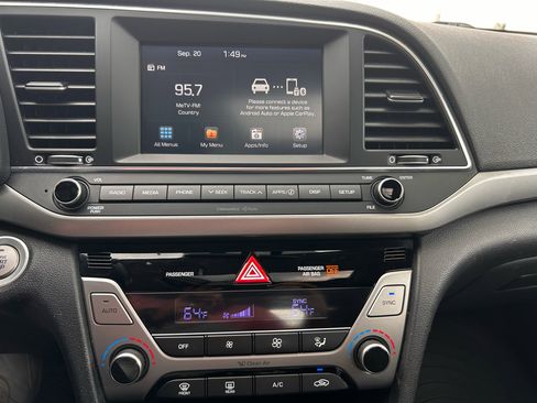 Used 2018 Hyundai Elantra Value Edition w/ Cargo Package image 20