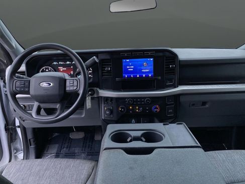 Used 2024 Ford F250 XLT image 6