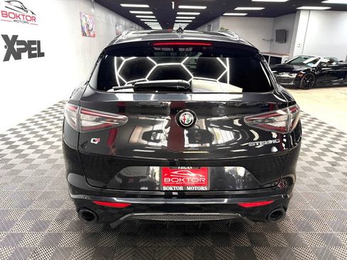 Used 2024 Alfa Romeo Stelvio Veloce AWD/4WD image 13