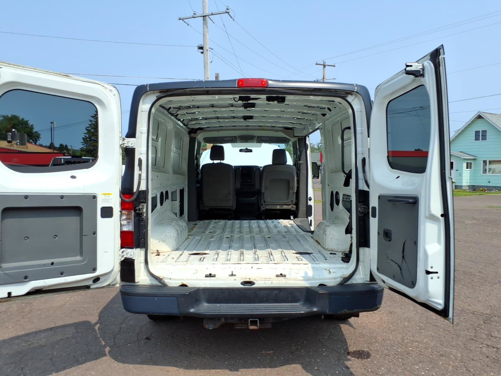 Used 2012 Nissan NV 1500 S w/ Side Curtain Airbag Pkg RWD image 12