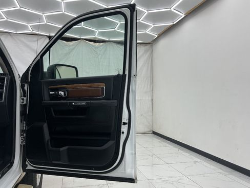Used 2014 RAM 1500 Laramie Longhorn w/ Convenience Group AWD/4WD image 19