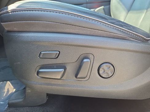 Used 2023 Hyundai Santa Fe Limited AWD/4WD image 12