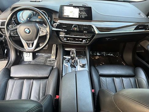 Used 2018 BMW 640i Gran Turismo xDrive AWD/4WD image 9