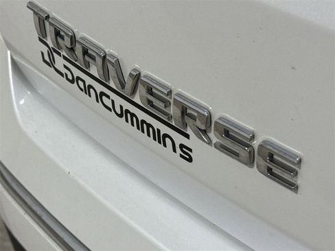 Used 2018 Chevrolet Traverse Premier w/ Driver Confidence II Package image 27