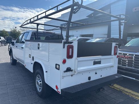 Used 2021 GMC Sierra 2500 Base w/ Convenience Package image 2