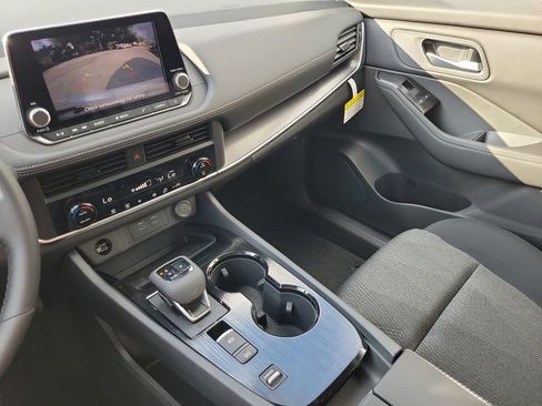 New 2026 Nissan Rogue SV FWD image 27