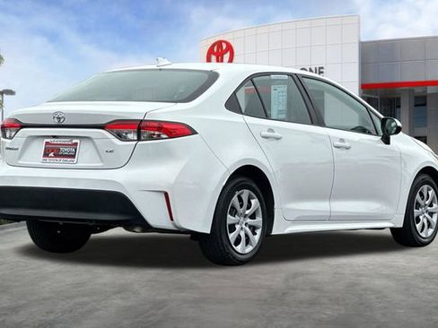 Certified 2024 Toyota Corolla LE FWD image 5