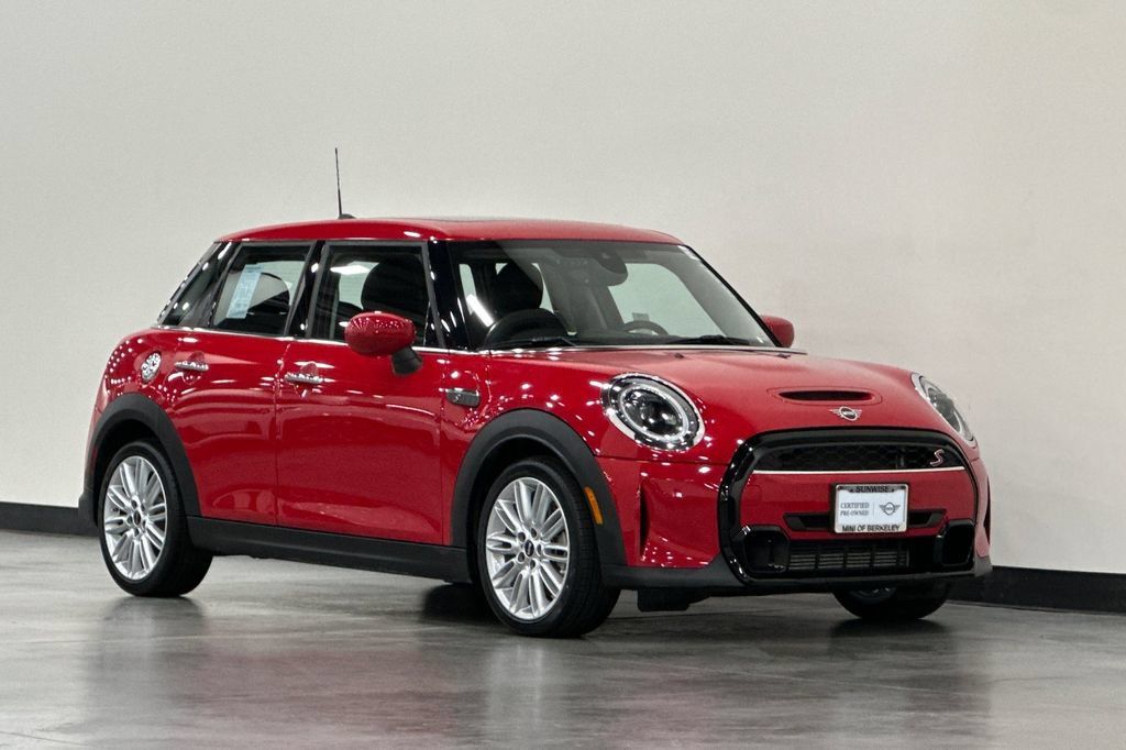 Used 2024 MINI Cooper S FWD image 2