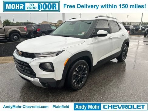 Used 2022 Chevrolet TrailBlazer LT w/ Convenience Package FWD image 1