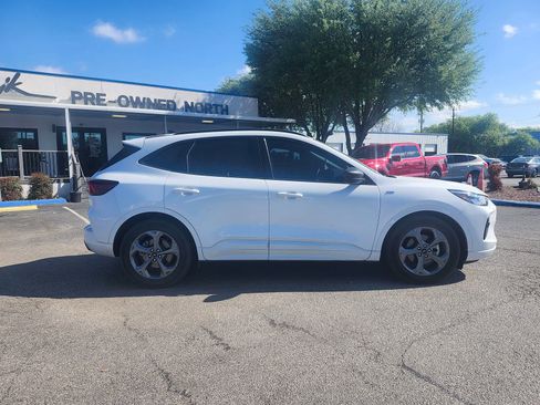 Used 2023 Ford Escape ST-Line w/ Tech Pack #1 image 2