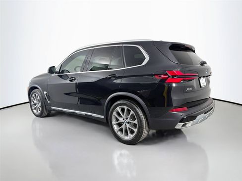 New 2026 BMW X5 xDrive40i w/ Climate Comfort Package AWD/4WD image 7