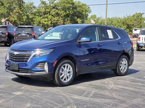 Used 2022 Chevrolet Equinox LT FWD image 4
