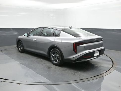 Used 2025 Kia K4 LXS image 5