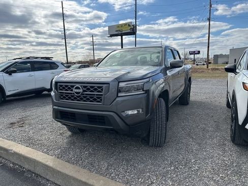 Used 2024 Nissan Frontier SL w/ Technology Package image 5