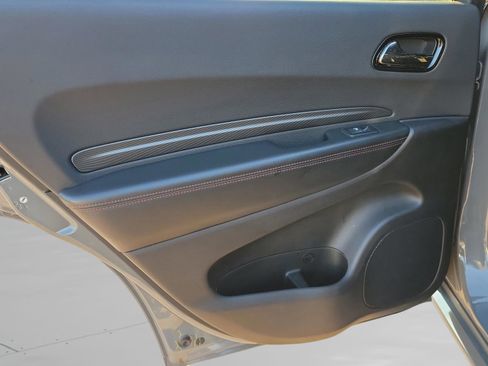 Used 2023 Dodge Durango GT image 11
