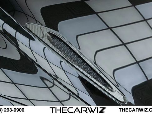 Used 2018 McLaren 720S Performance RWD image 9