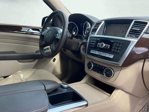 Used 2013 Mercedes-Benz ML 350 4MATIC image 30