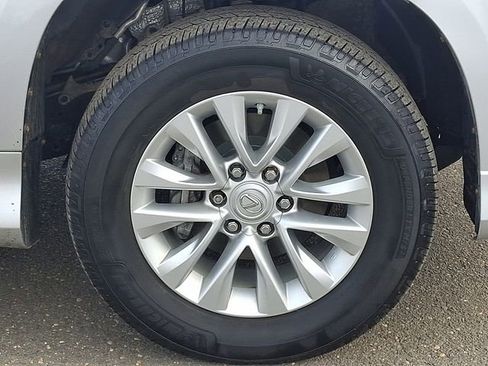 Used 2019 Lexus GX 460 Premium image 8