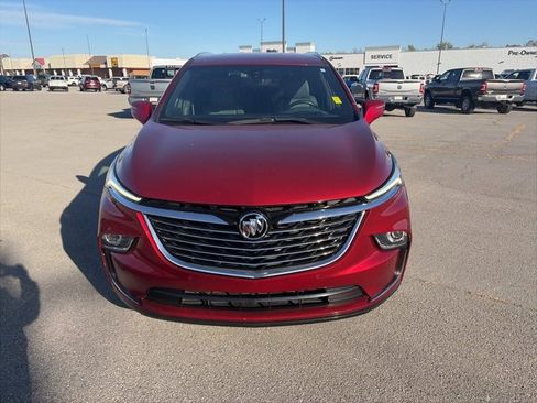 Used 2024 Buick Enclave Premium image 9