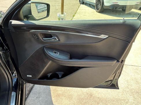 Used 2019 Chevrolet Impala Premier FWD image 16