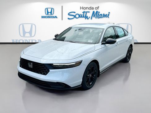 New 2025 Honda Accord SE image 3