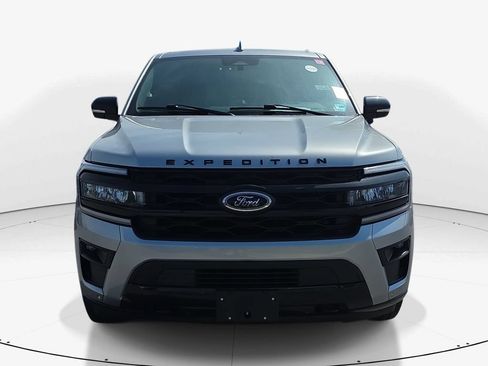 Used 2023 Ford Expedition Limited AWD/4WD image 6