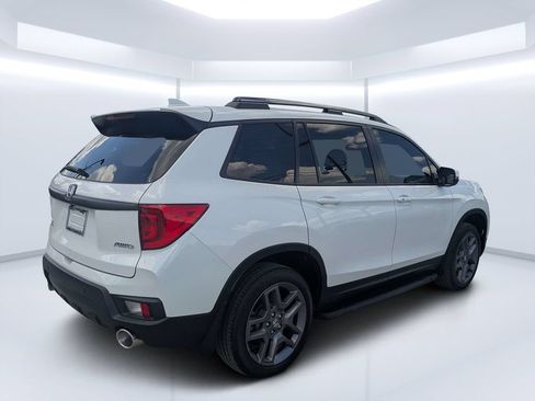 Used 2023 Honda Passport EX-L image 3