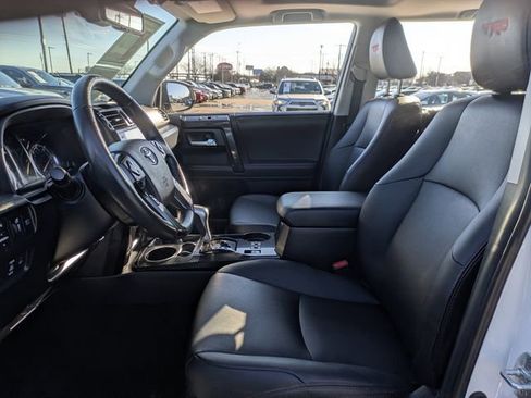 Used 2024 Toyota 4Runner TRD Off-Road Premium w/ Moonroof Package image 26